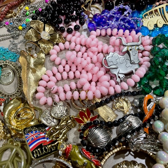 Costume Jewelry Collection - Picture 3 of 7